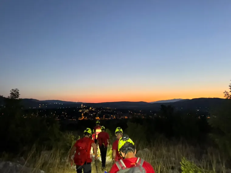 Nije mogao nastaviti put: HGSS usred noći krenuo u akciju na Mosoru