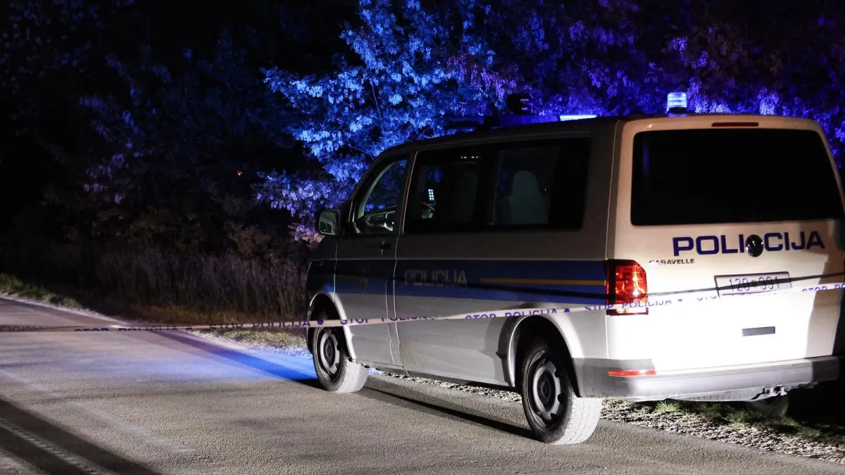 Te&scaron;ka nesreća kod Uljanika: Automobil zavr&scaron;io na boku, vozač poginuo na mjestu