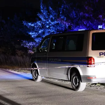 Te&scaron;ka nesreća kod Uljanika: Automobil zavr&scaron;io na boku, vozač poginuo na mjestu