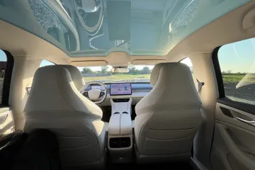 Ne sjećamo se kad je neki automobil plijenio ovoliko pažnje na cesti: A cijena izaziva nevjericu