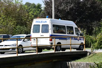Autom sletio u rijeku Orljavu, jedna osoba zavr&scaron;ila u bolnici