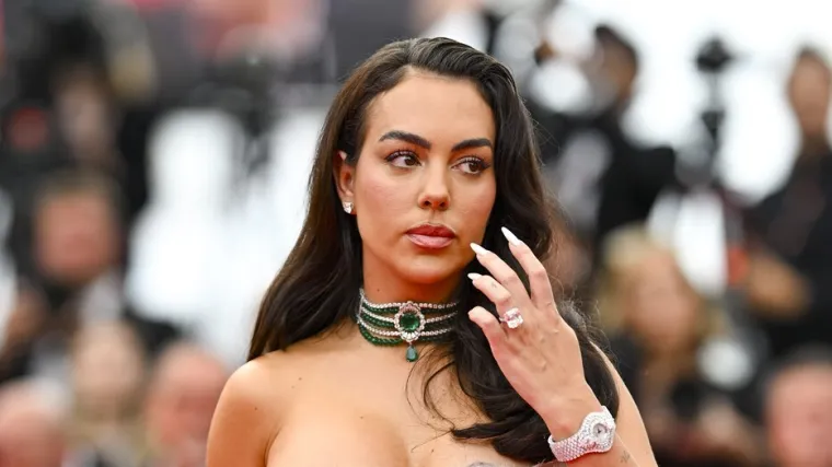 Suočena s kritikama zbog izgleda, Georgina prekinula &scaron;utnju: Evo &scaron;to joj je rekao Ronaldo