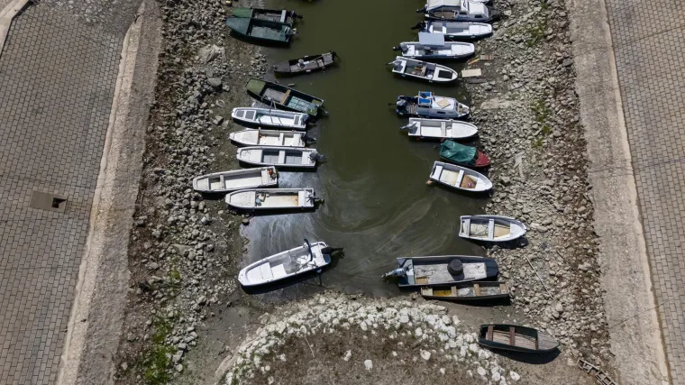 &Scaron;okantne snimke iz Vukovara: Dunav nestaje pred očima, čamci ostali na suhom