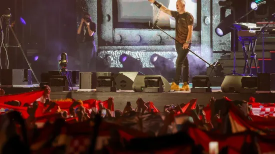Thompson koncert u &Scaron;ibeniku započeo hitom: 'S pjesmama koje su nas pratile u ratu počinjemo'