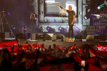 Thompson koncert u &Scaron;ibeniku započeo hitom: 'S pjesmama koje su nas pratile u ratu počinjemo'