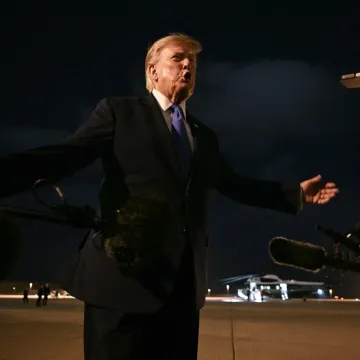 Donald Trump: 'Hormu&scaron;ki tjesnac otvorit će se vrlo brzo ili slijedi težak udarac'