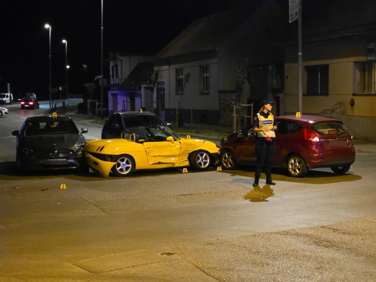 Dijete među ozlijeđenima u Požegi: Sudarila se četiri auta, pogledajte prizore