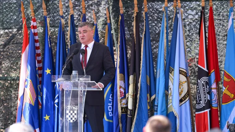 Milanović spomenuo Srbiju, Rafale i NATO: 'Moramo se zapitati koliko je to po&scaron;tena igra'