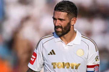 Hajduk na dan europske utakmice predstavio novi dres: 'Lijep je, ali ima li veze s tradicijom?'