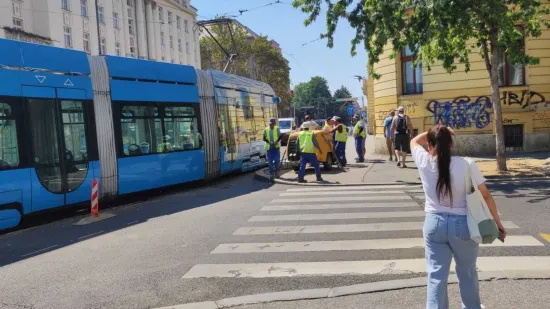 ZET-ov tramvaj stao kod Esplanade, odgovor vozača sve nasmijao: 'Ako nas preskoči...'