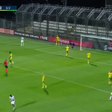 Sarajevski vratar nije dao da Rijeka ode na dva razlike! Ove obrane unutar dvije minute su čudo