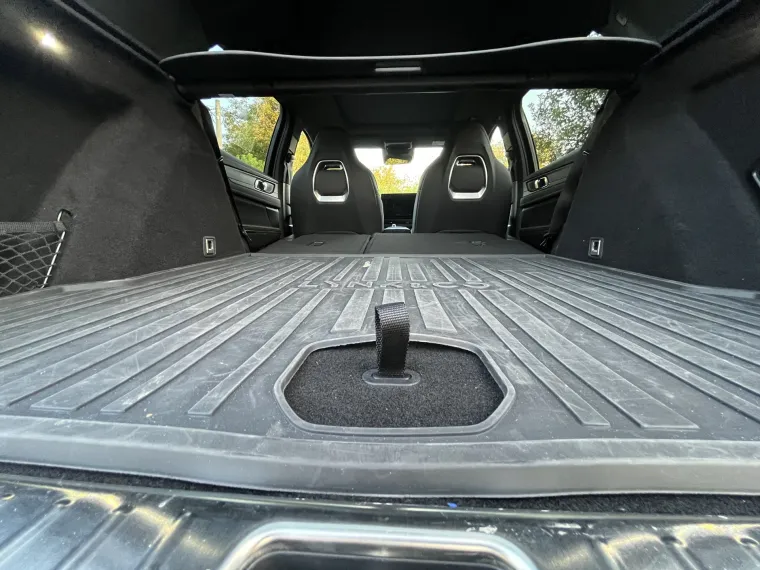 Ovaj SUV nudi premium osjećaj i gene Volva, a cijena? Tjera na ozbiljno razmi&scaron;ljanje