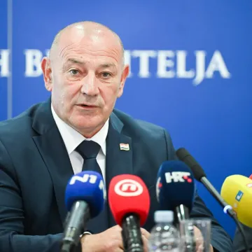 Medved odgovorio na prozivke Pupovca: 'Vjerujem da ste pratili program'