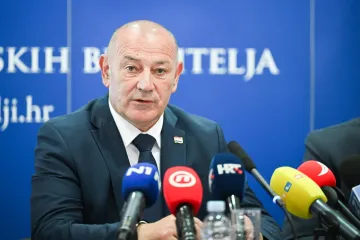 Medved odgovorio na prozivke Pupovca: 'Vjerujem da ste pratili program'
