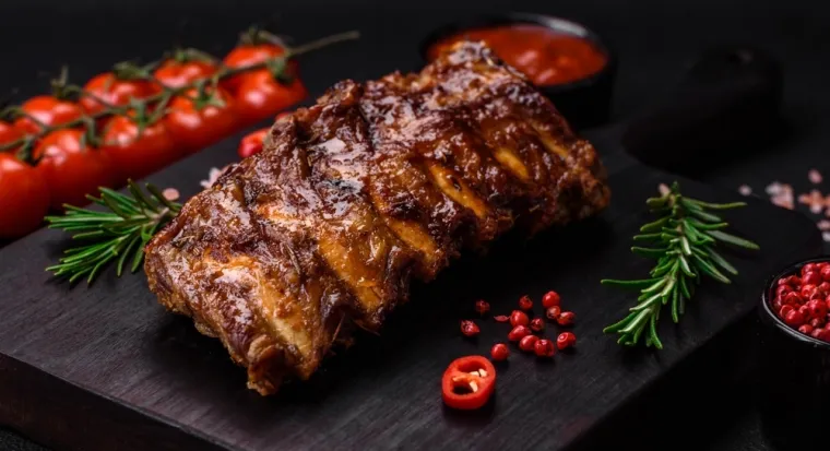 Prevruće vam je stajati kraj ro&scaron;tilja? Pripremite sočna rebarca bez puno muke