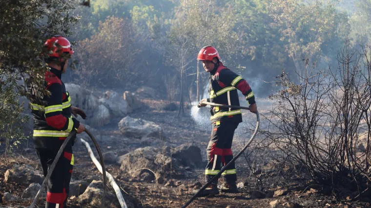 Uhvaćen serijski piroman (73): U jednom danu izazvao pet požara u Istri