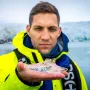 Arktik u opasnosti: Otapanje leda prijeti polarnim medvjedima, snimljeni na kamenom tlu