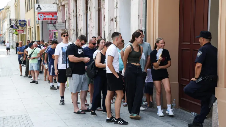 Krenula prodaja ulaznica za Thompsonov koncert u Vukovaru: Pogledajte redove
