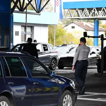 Marko krenuo prema M&uuml;nchenu, kilometrima dalje shvatio da u autu nema supruge