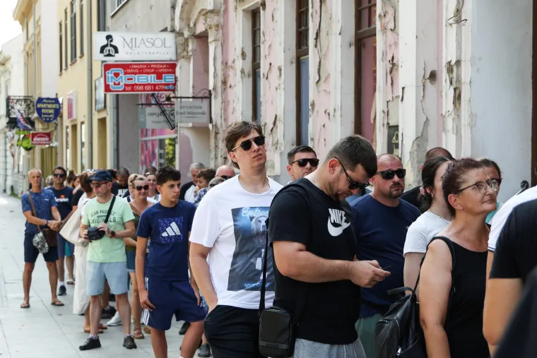 Krenula prodaja ulaznica za Thompsonov koncert u Vukovaru: Pogledajte redove