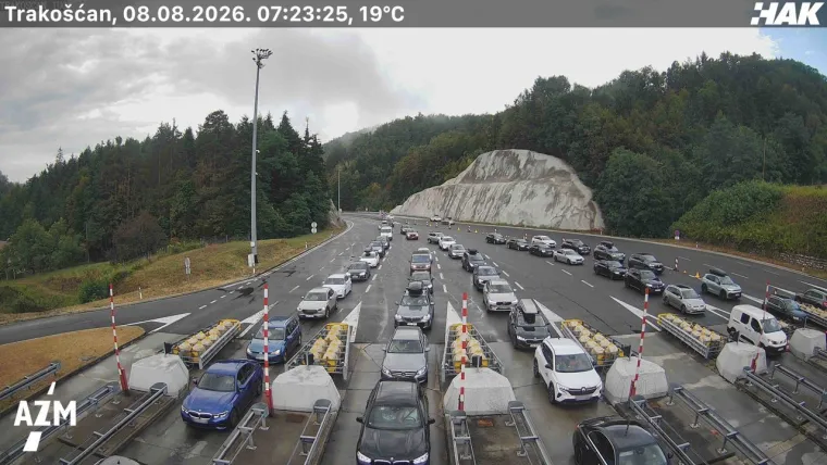 Gužve prema moru od ranog jutra: Pogledajte kolone na Lučkom, vozi se uz zastoje