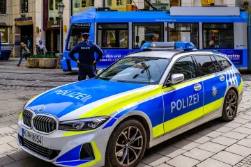 Maskiran i naoružan opljačkao banku prije 12 godina: Policija uhitila sumnjivca (70)