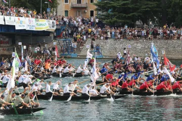Spektakularan kraj Maratona lađa: Dvije posade podijelile pobjedu i vratile &Scaron;tit 'kući'