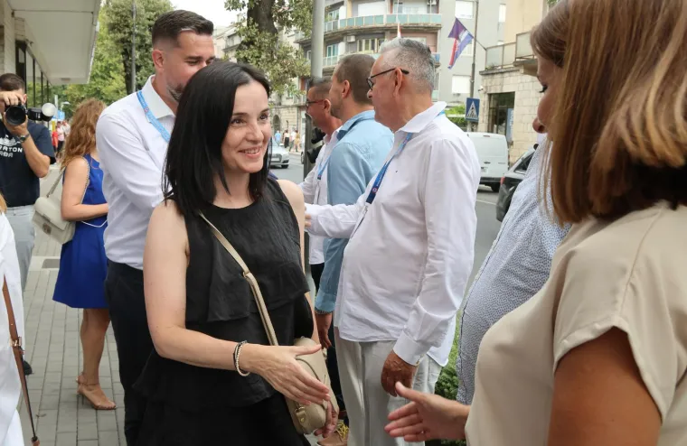 Grmoja: 'Želudac me boli sjediti i biti na prostoru s ljudima koji su trovali na&scaron;u Liku'