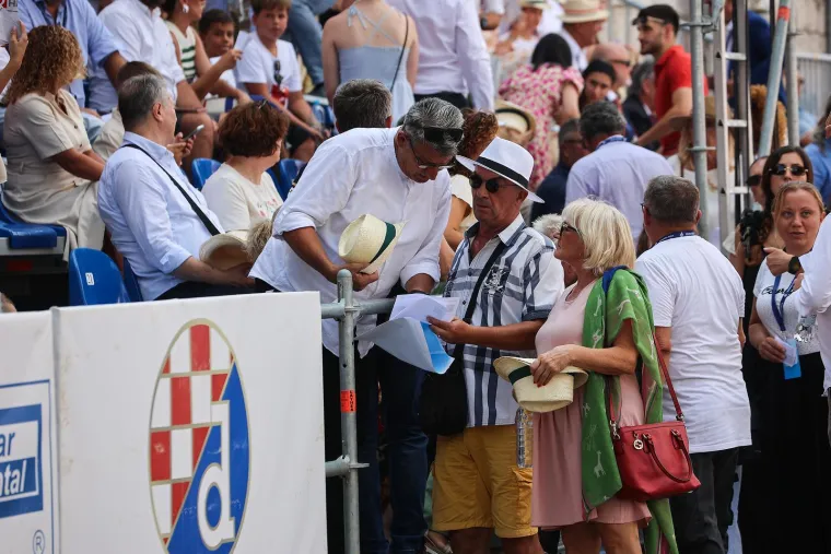 Je li to dobro vidimo? Dinamov grb osvanuo na Sinjskoj alci