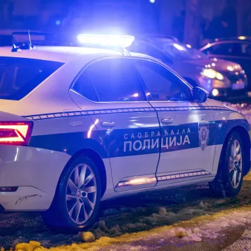 Užas u sredi&scaron;tu grada; Djevojčice izbole djevojku nožem pa poku&scaron;ale sakriti dokaze