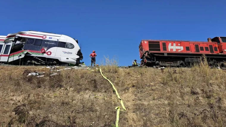 Pruga Križevci - Bjelovar otvorena za promet nakon sudara vlakova