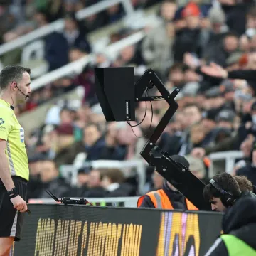 UEFA staje na kraj dugim VAR provjerama: 'Želimo suce s osobno&scaron;ću'