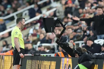 UEFA staje na kraj dugim VAR provjerama: 'Želimo suce s osobno&scaron;ću'