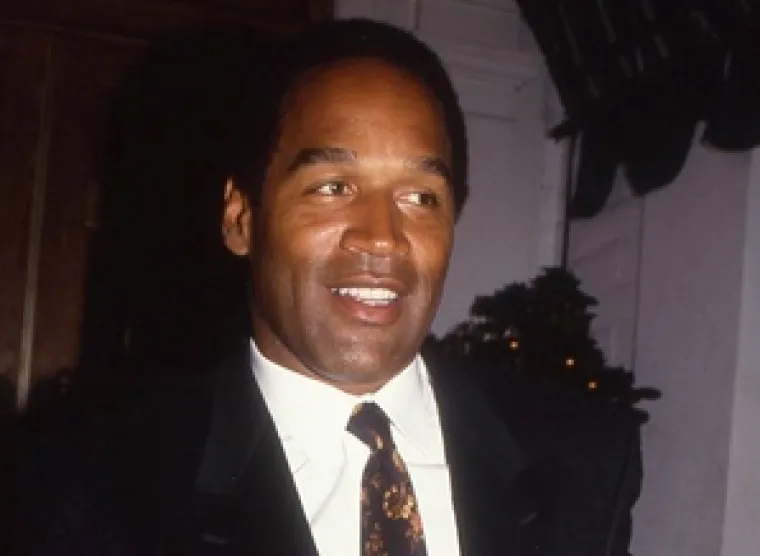 Krvavi tragovi, ubojstvo i bijeg pred kamerama: O. J. Simpson i slučaj koji je zaludio Ameriku