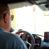 Vozač auta koje 'lovi' neplati&scaron;e parkinga otkrio reporterki gdje će 'operirati' sutra