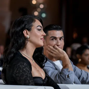 Konačno rekli 'da': Cristiano Ronaldo i Georgina Rodriguez objavili prvu fotografiju s vjenčanja