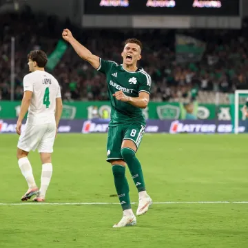 Jagu&scaron;ić počeo igrati, Panathinaikos pobjeđivati: Hrvatski nogometa&scaron; na korak do Europe