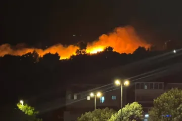 Veliki požar kod Dubrovnika progutao 6000 kvadrata, sumnja se na pirotehniku