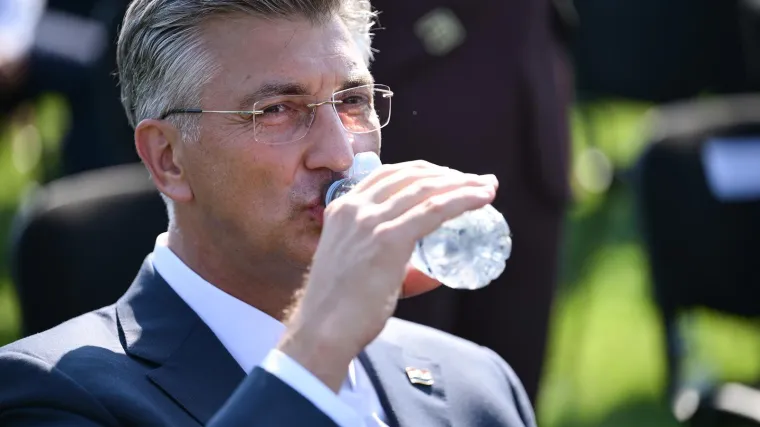 Pad Vlade zbog katastrofe u Lici? Hrvati rekli &scaron;to misle: 'Ima jedna narodna izreka...'