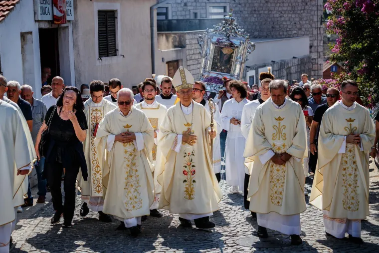 Uoči blagdana Velike Gospe: Donosimo vodič kroz slavlja u hrvatskim marijanskim sveti&scaron;tima