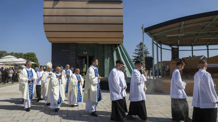 Uoči blagdana Velike Gospe: Donosimo vodič kroz slavlja u hrvatskim marijanskim sveti&scaron;tima