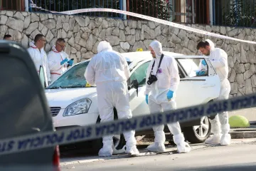 Detonacija u Splitu: Forenzičari na terenu, policija razvukla traku oko ulice