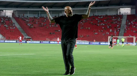 Stanković vi&scaron;e nije trener Crvene zvezde, podnio je ostavku nakon &scaron;okantnog ispadanja