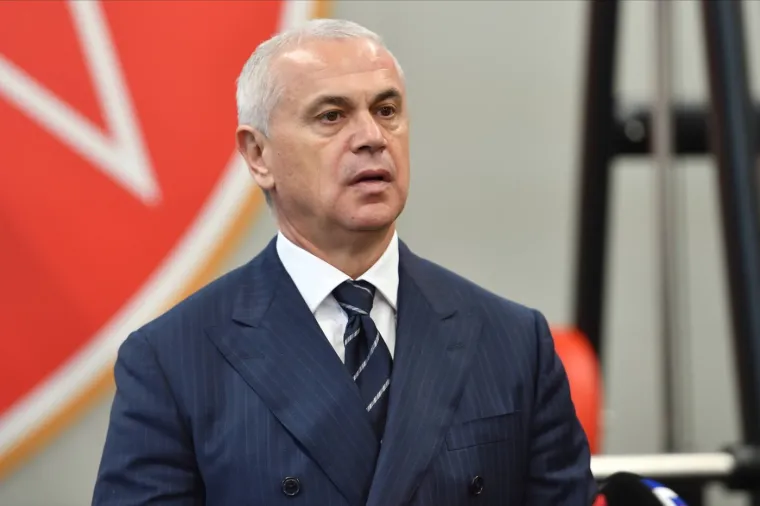 Kaos u Crvenoj zvezdi: 'Rekao sam Stankoviću da to ne priča'