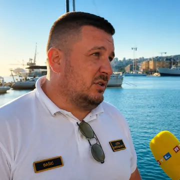 Ide noć, ali ima &scaron;anse da nađu Porugalce: 'More je toplo, mladi su. Mogu preživjeti dva-tri dana'