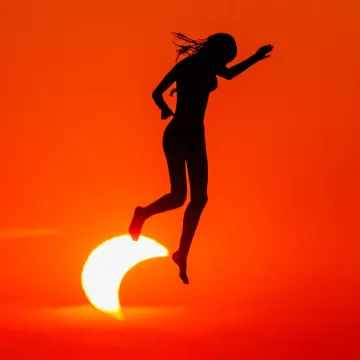 O ovim će se fotografijama jo&scaron; dugo pričati: Hrvatski fotgrafi uhvatili magične trenutke pomrčine!