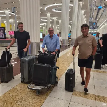 Dalić stigao u UAE! Pogledajte prve kadrove, na&scaron;a ekipa sve prati