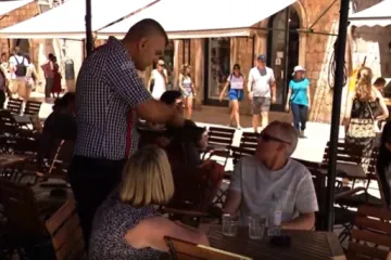 Turizam cvjeta, terase prazne: 'Pizza je 20 eura, to je suludo! U Italiji je sve jeftinije'