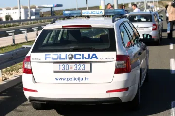 Nesvakida&scaron;nji ulov kod Vodica: Uhićena dvojica Talijana s punom hladnjačom, pogledajte &scaron;to su im na&scaron;li