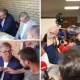 Malo rakije, malo vina, kruha i soli i sve pod budnim okom kamera: Ovako Vučić jug Srbije